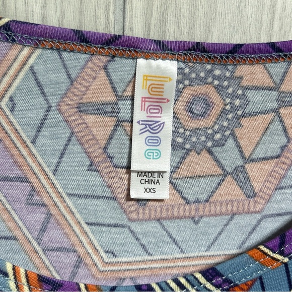 LuLaRoe NWT Geometric Design Perfect T Size XXS - Picture 2 of 10